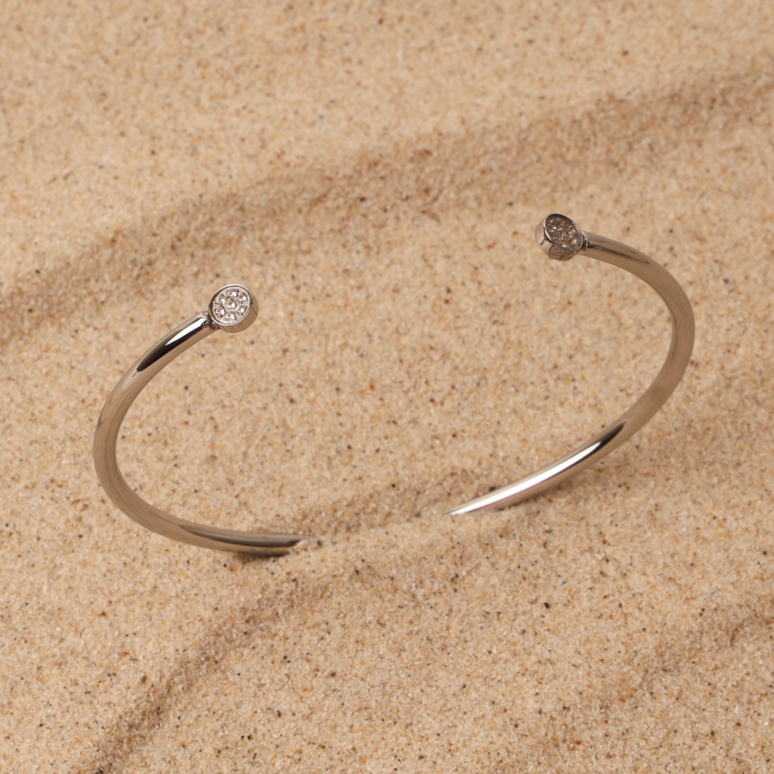 Example Mirari Cuff