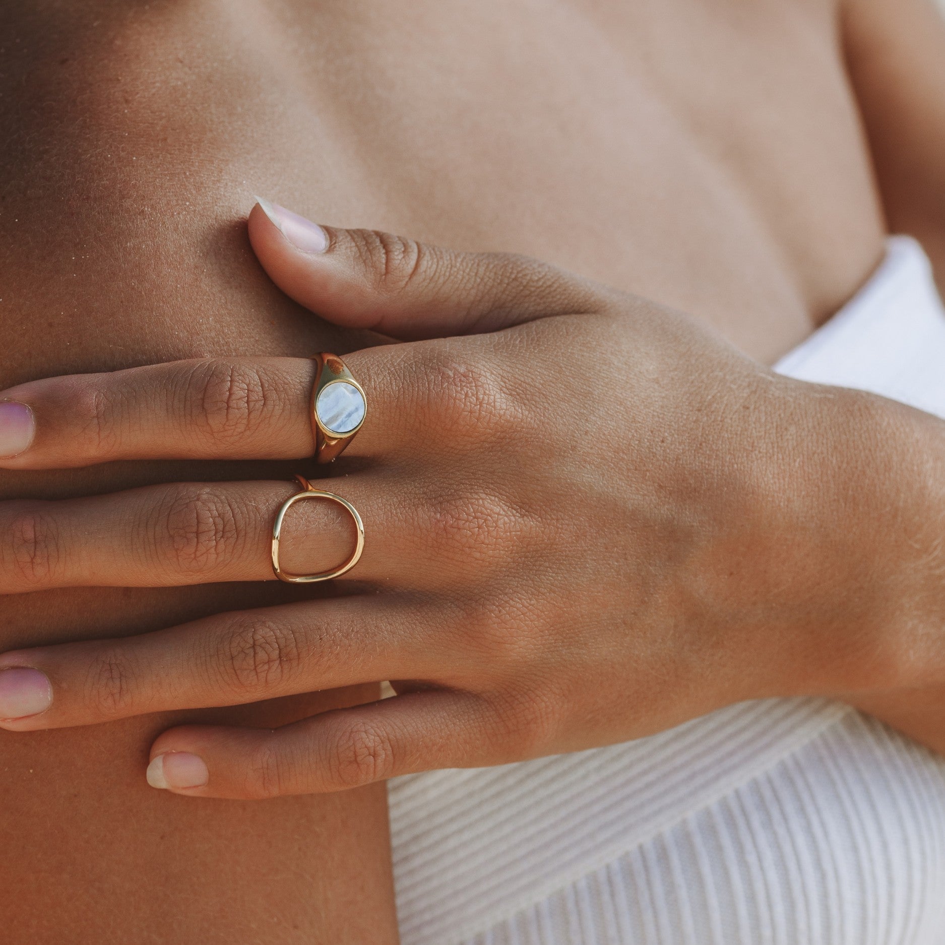 Example "Bahïa" Oval Ring