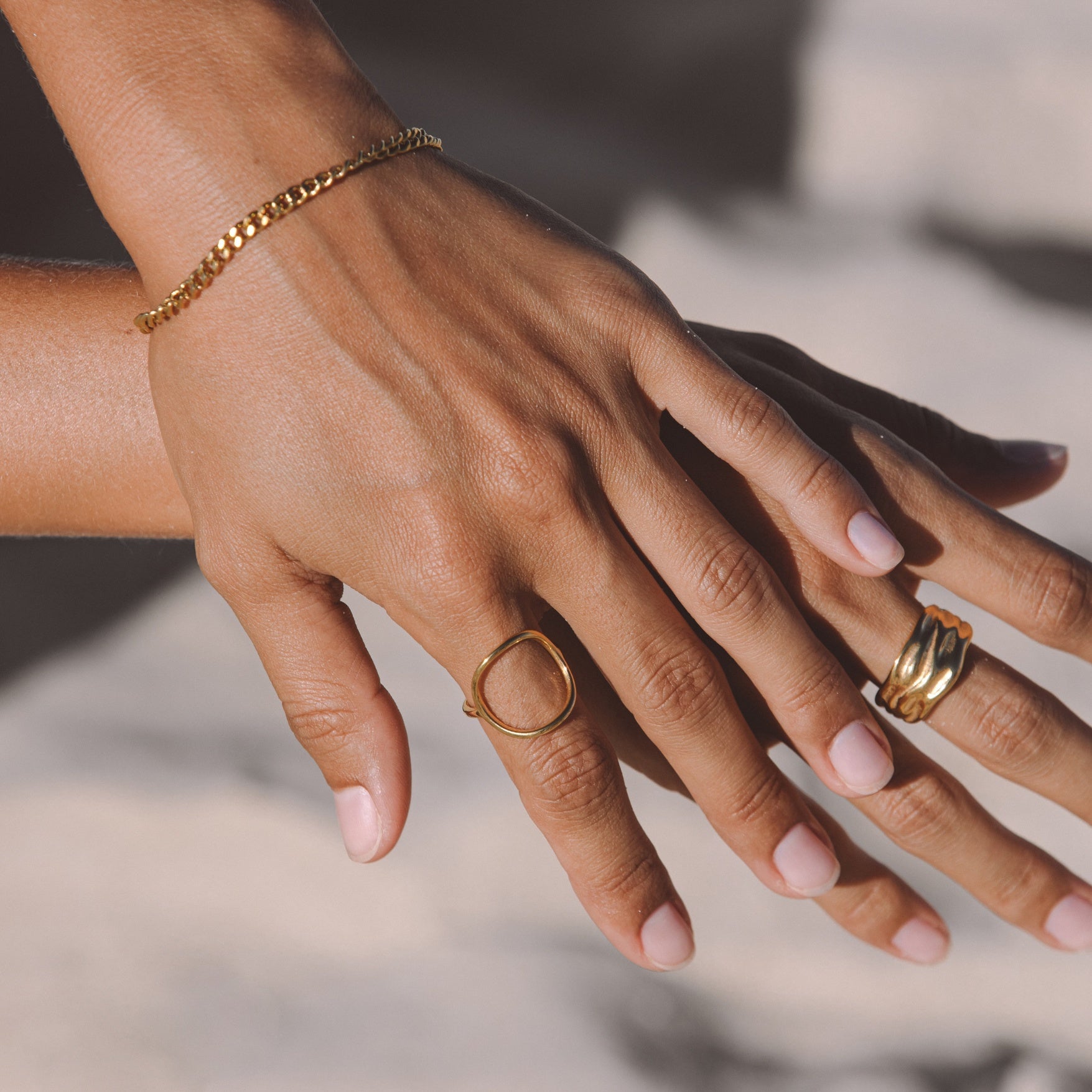 Example "Bahïa" Oval Ring