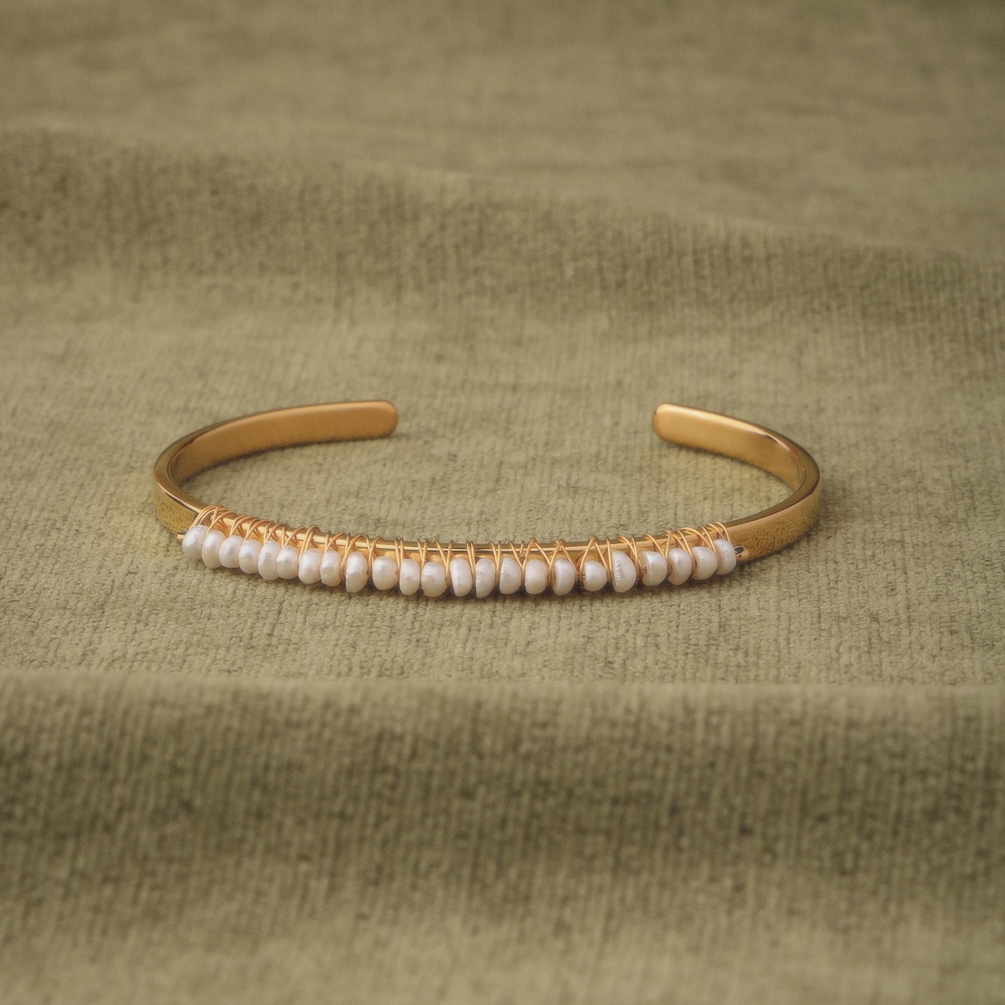 Example Pearly Cuff