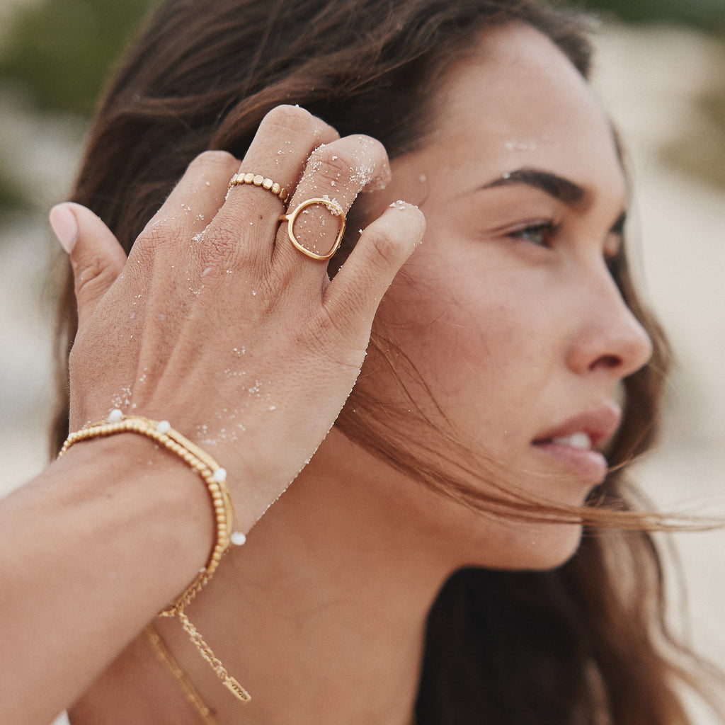 Example "Bahïa" Oval Ring